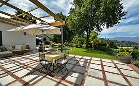 Camberley Wines - Luxury Accommodation
